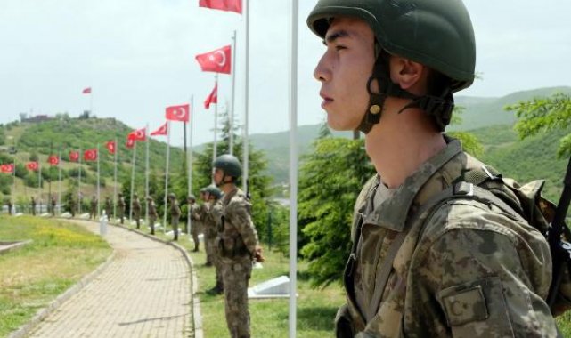 Bingöl'de 33 askerin şehit edildiği olayda gazi olan Omay: Aileme şehit olduğum haberi gitmişti