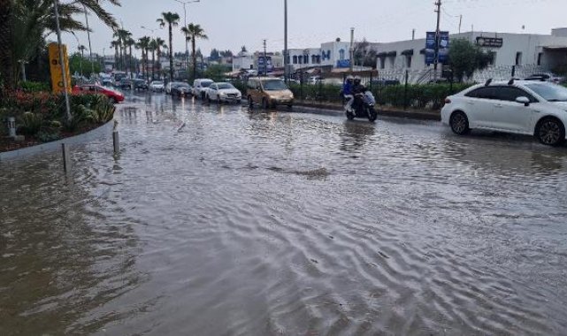 Bodrum'da yağmur ve hortum