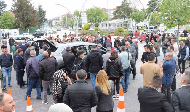 Bolu'ya ikinci kez gelen Togg yine büyük ilgi gördü