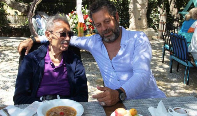 Bora Gencer "Babama kalp masajı yaptım ama kurtaramadık"