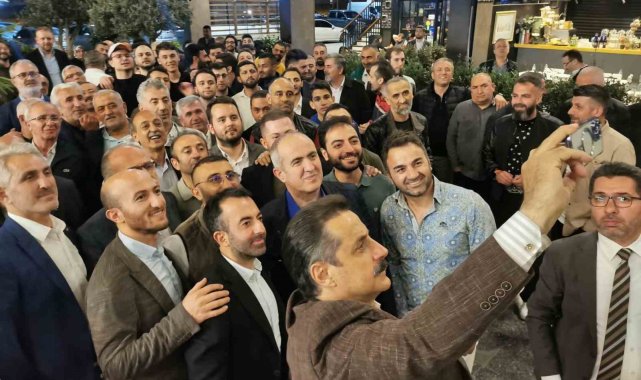 Bursa'da Faruk Çelik'e yoğun ilgi...500 araçlık konvoyla karşılandı
