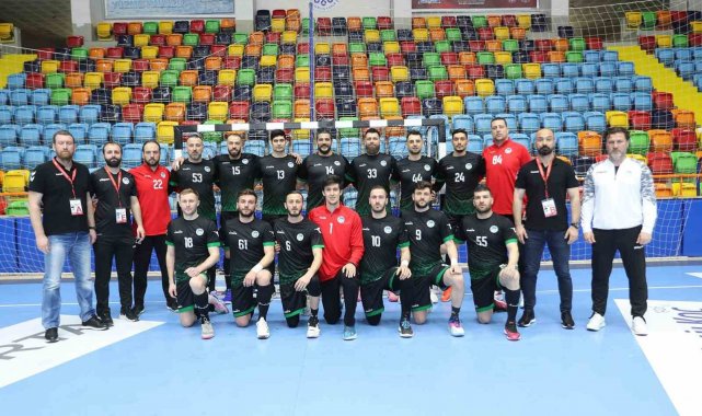 Büyükşehir hentbol yarı final için sahaya çıkıyor
