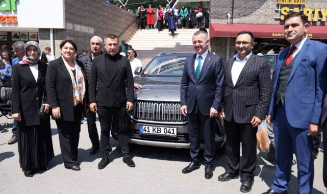 Çayırova sergisinin sürpriz ziyaretçisi TOGG oldu