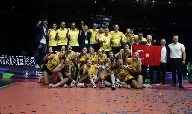 CEV Şampiyonlar Ligi şampiyonu Vakıfbank yurda döndü