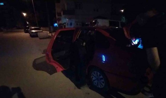 Çorum'da seyir halindeki otomobil kurşunlandı