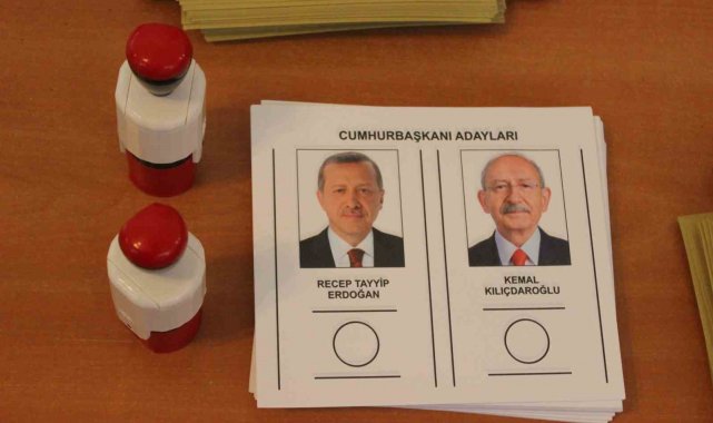 Cumhurbaşkanı 2. tur seçimi için gümrük kapılarında oy kullanma başladı