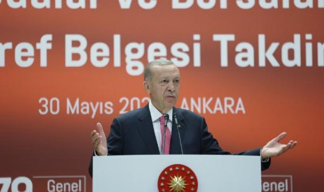 Cumhurbaşkanı Erdoğan: Eski Türkiye ittifakı, milletten 2'nci kez kırmızı kart yemiştir