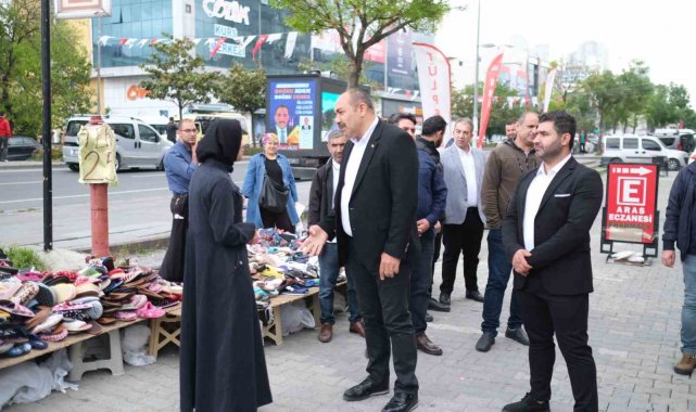Cumhurbaşkanı için gönüllü seçim çalışması başlattı