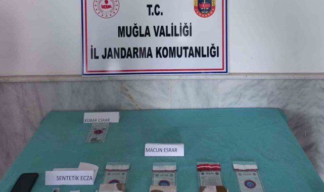 Datça merkezde Jandarmadan esrar operasyonu