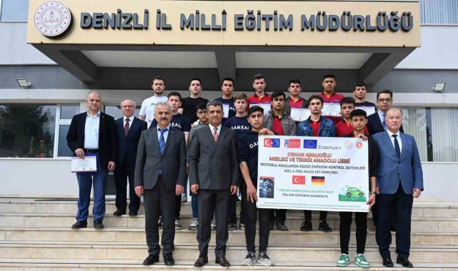 Denizlili meslek liseliler Avrupa stajlarını tamamladı