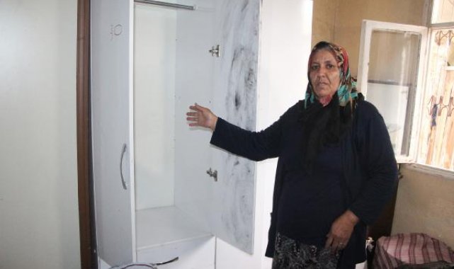 Depremde hasar gören evlerini güçlendirmek için biriktirdikleri altınları çalındı
