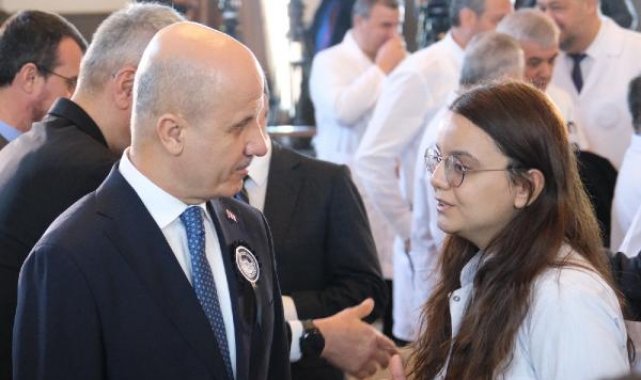 Depremzede öğrenciler, bulundukları üniversitenin mezuniyet törenine katılacak