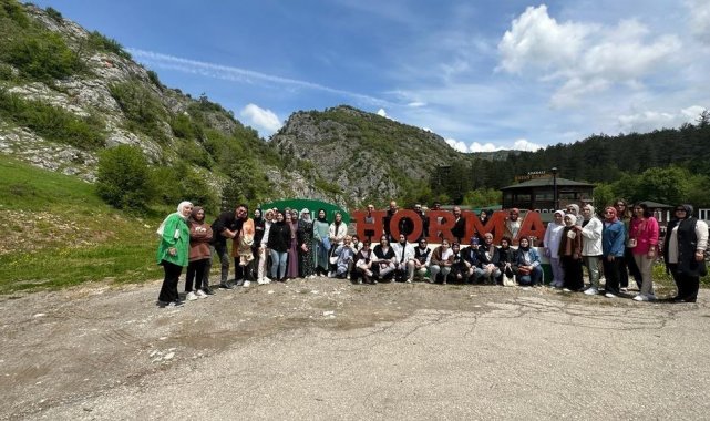 Depremzede öğrenciler, Horma Kanyonunu ve Ilıca Şelalesini gezdi