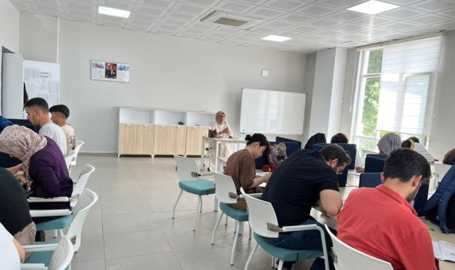 Depremzede öğrencilere eğitim desteği