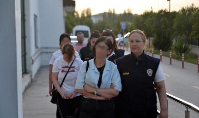 Depremzedelere hakaret ettikleri suçlamasıyla 8 kişi gözaltına alındı