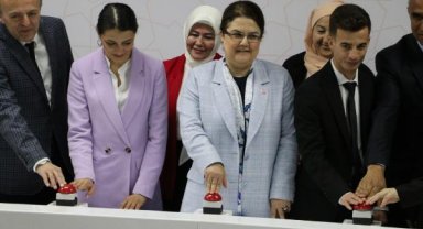 Devlet koruması altında yetişen 732 genç kamuya atandı