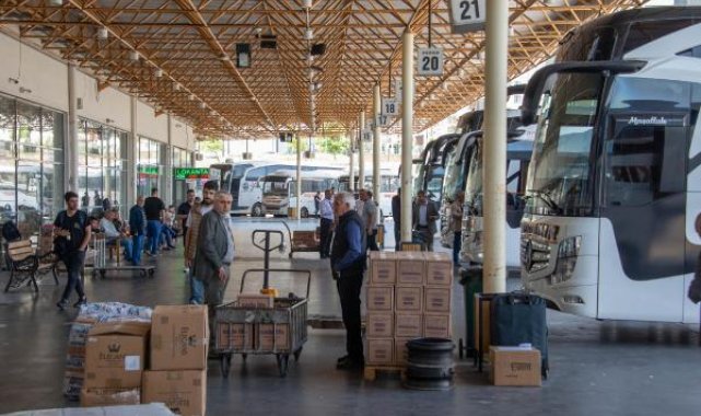 Diyarbakır'da seçim sonrası otogarda yoğunluk