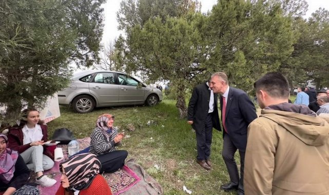 Domaniç'te Selim Dede'yi Anma Hıdrellez ve Çocuk Şenliği