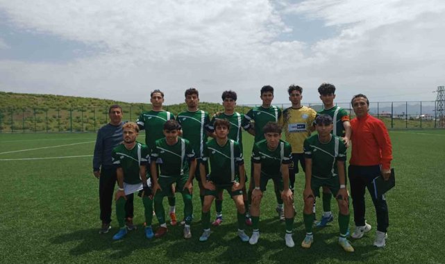 DSİspor U-18 takımı bölge şampiyonu oldu