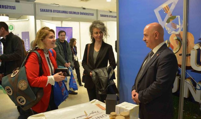 Düzce Üniversitesi İç Anadolu Kariyer fuarında