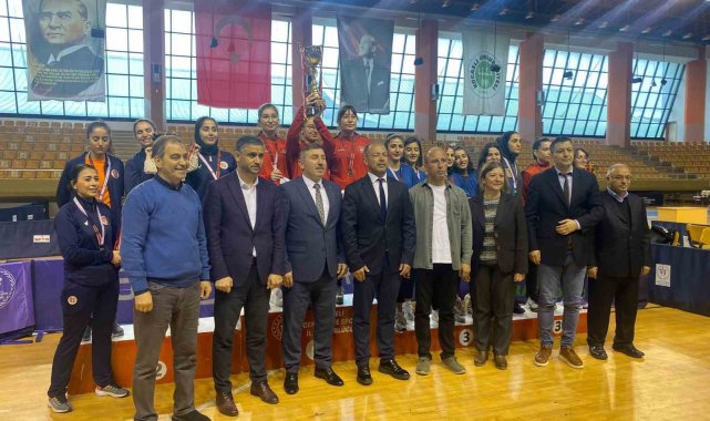 Elazığ Belediyesi kadınlar masa tenisi takımı Süper Lig'de