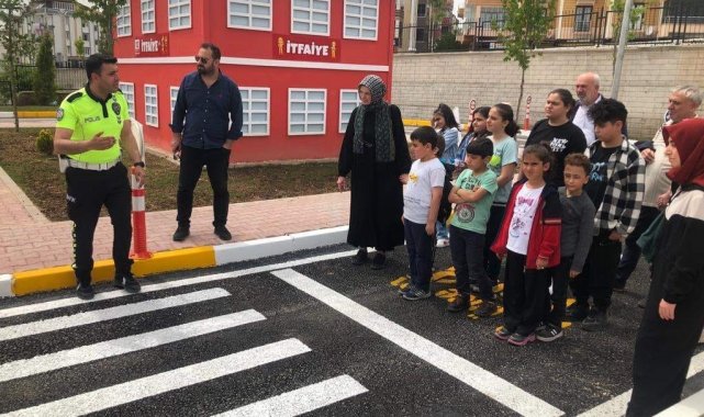 Elazığ'da öğrencilere trafik eğitimi verildi
