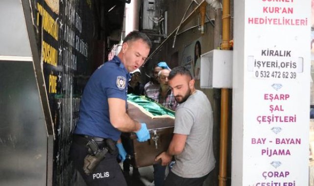 Elindeki tüfek ateş alınca boynundan vurulup öldü