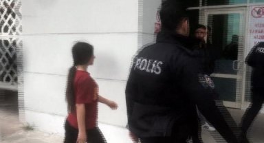 Erkek arkadaşının eski sevgilisini bıçakladı