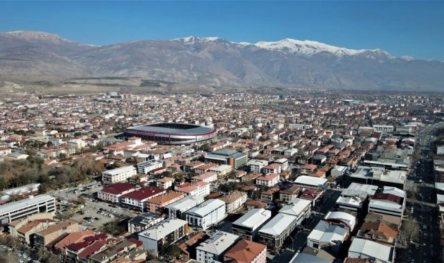 Erzincan'da mart ayında genel ticaret sistemine göre ihracat 2 milyon 897 bin dolar, ithalat 228 bin dolar oldu