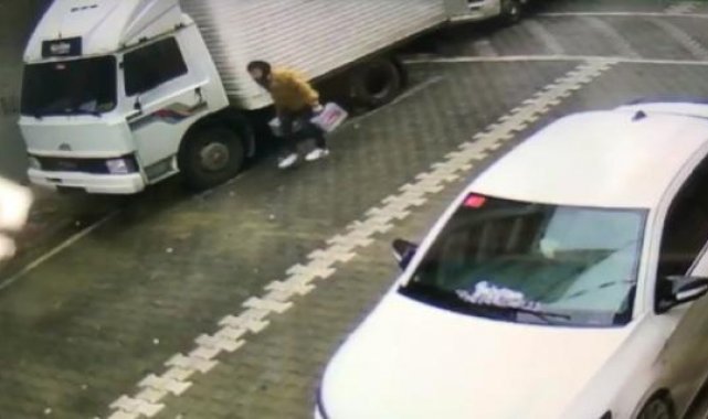 Esenyurt'ta bir ayda ikinci kez aküsü çalındı
