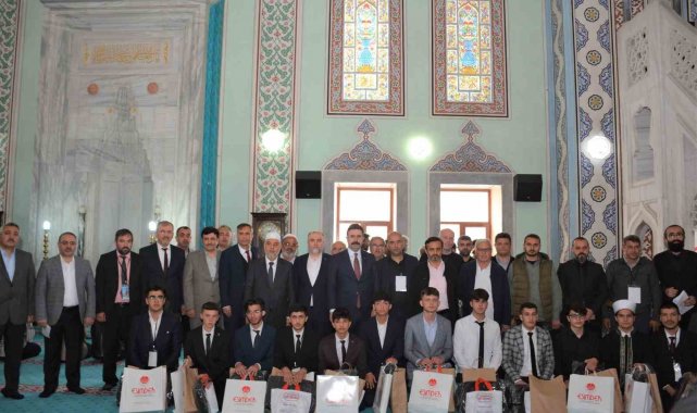 Eskişehir'de "Genç Hatipler Hutbe Okuma Bölge Yarışması" gerçekleştirildi
