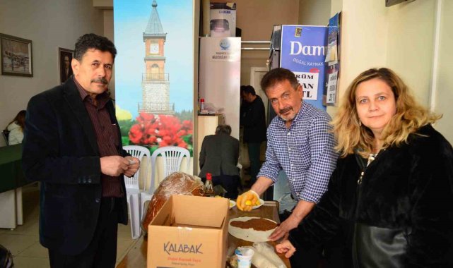 Eskişehir'de yaşayan Bileciklilerden 'çiğ köfte' etkinliği