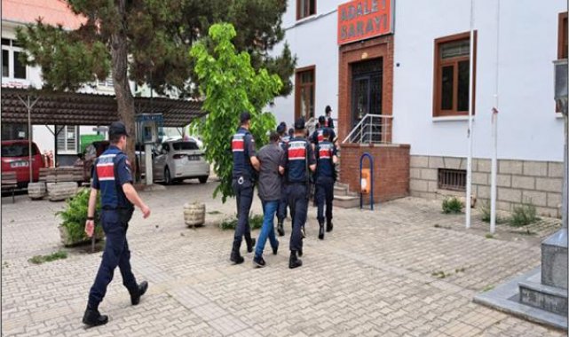 Eskişehir'den çaldıkları malzemeleri Antalya'da satan şüphelilerden 3'ü tutuklandı