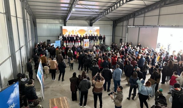 Eskişehirli pilot depremzede miniklerle birlikte uçtu