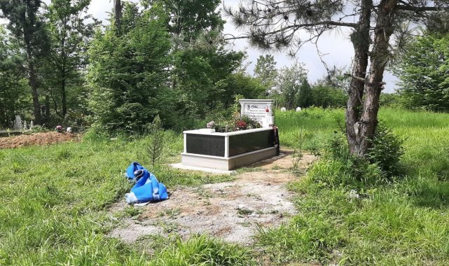 Evin önünde ölü bulunan kadının Gelecek Partisi İstanbul İl Kadın Kolları Başkan Yardımcısı olduğu öğrenildi