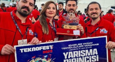 Felçliler için geliştirdikleri yatak Teknofest'te birinci oldu