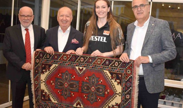 Filenin Sultanlarına Döşemealtı halısı