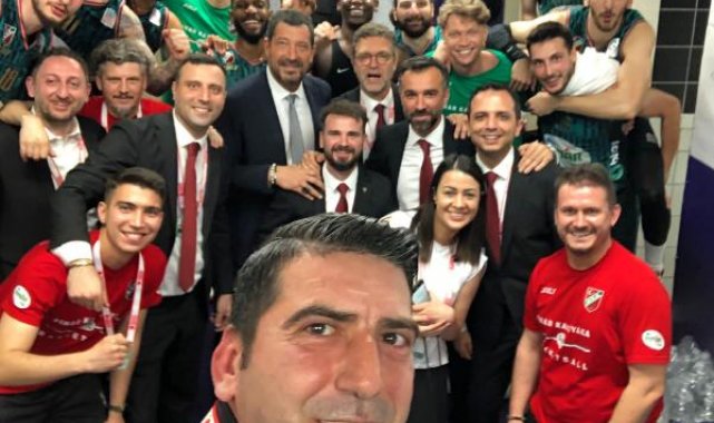 Finallerin takımı Pınar Karşıyaka