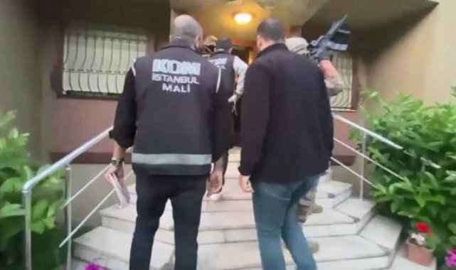 Fotoğraflar Sahte mahkeme kararıyla haberlere erişim yasağı koyduran şebekeye operasyon: 7 gözaltı