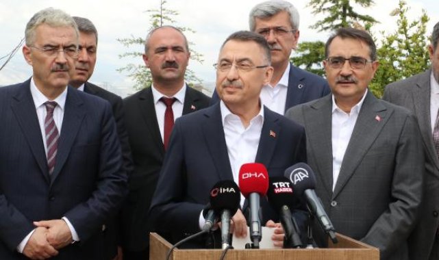Fuat Oktay: Burunlarının diplerini göremeyecek kadar makam mevki peşine düşmüş durumdalar