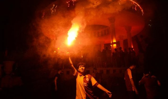 Galatasaray'ın şampiyonluğu Mersin'de kutlandı