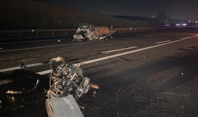 Gaziantep'te feci kaza: Alev topuna dönen araçtaki 1 kişi yanarak öldü