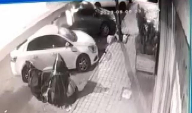 Gaziosmanpaşa'da kahvehaneye silahlı saldırı kamerada