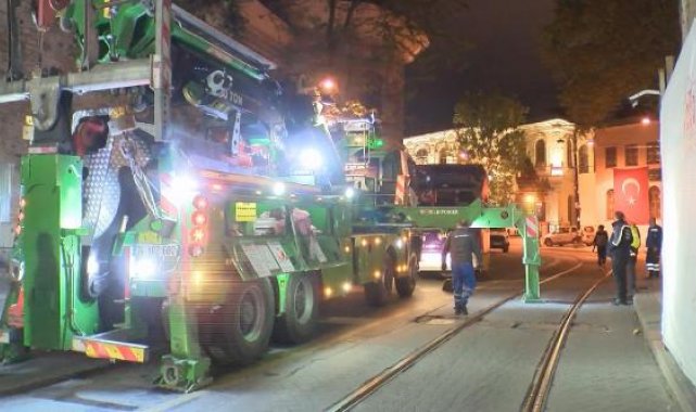 Gülhane'de tramvay raydan çıktı