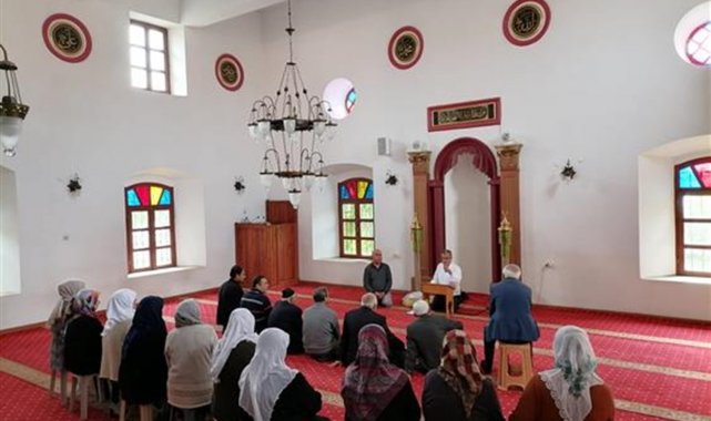 Hacı adaylarına uygulamalı seminer verildi