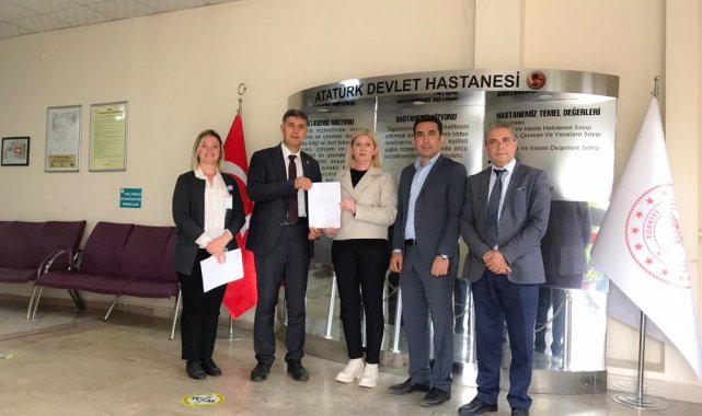 Hastanede artan yemekler can dostlara mama oluyor