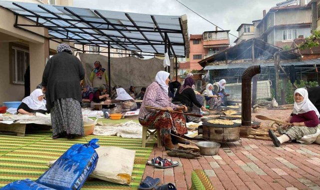 Hisarcık'ta kadınlar hayır işinde bir araya geldi