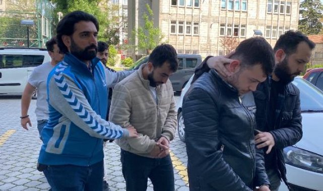 Husumetlilerinin arkadaşını silahla kaçırıp tehdit eden 3 şüpheli, gözaltına alındı