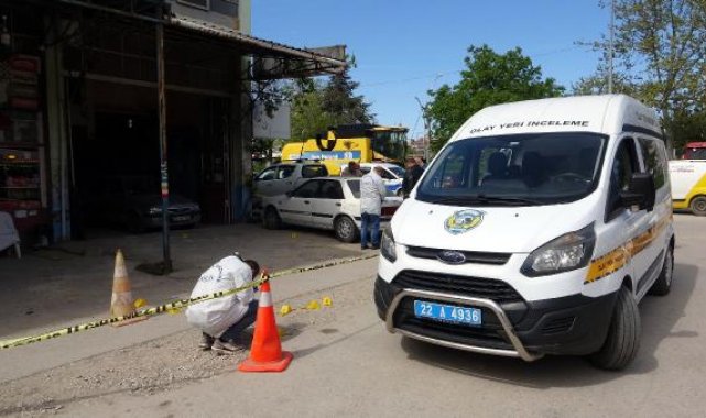 Husumetlisi tarafından iş yerinde tabancayla vuruldu - Yeniden