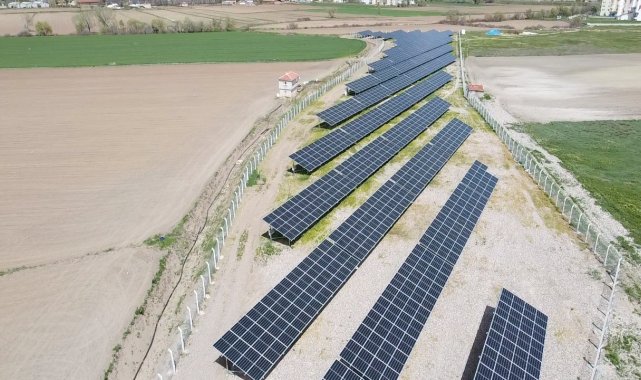 İlçenin elektrik ihtiyacını karşılıyor, belediyenin kasası doluyor